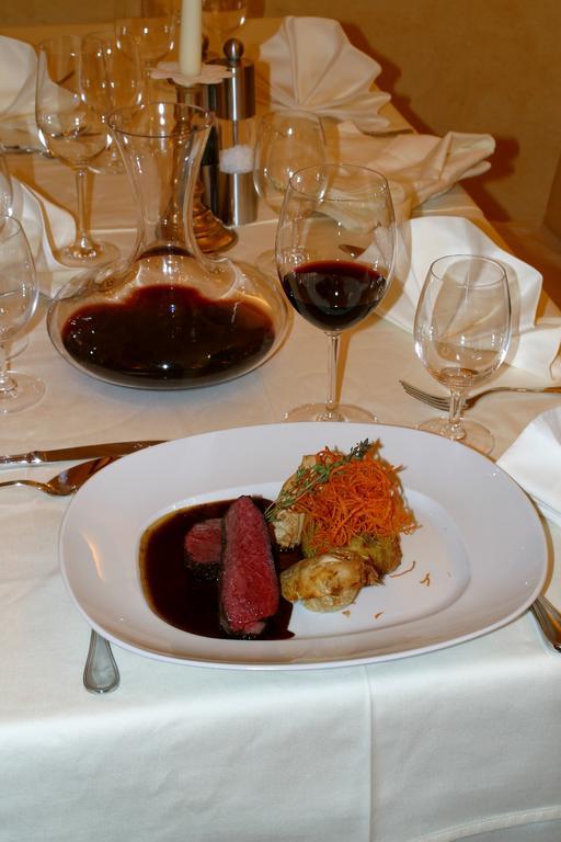 Hotel Restaurant Das Roessl فينديشغارشتن المظهر الخارجي الصورة